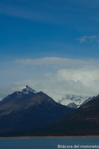 Nevados en el borde chileno aregentino
