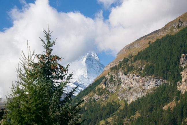 La última vista del Matterhorn, lamentablemente con otra nube encima